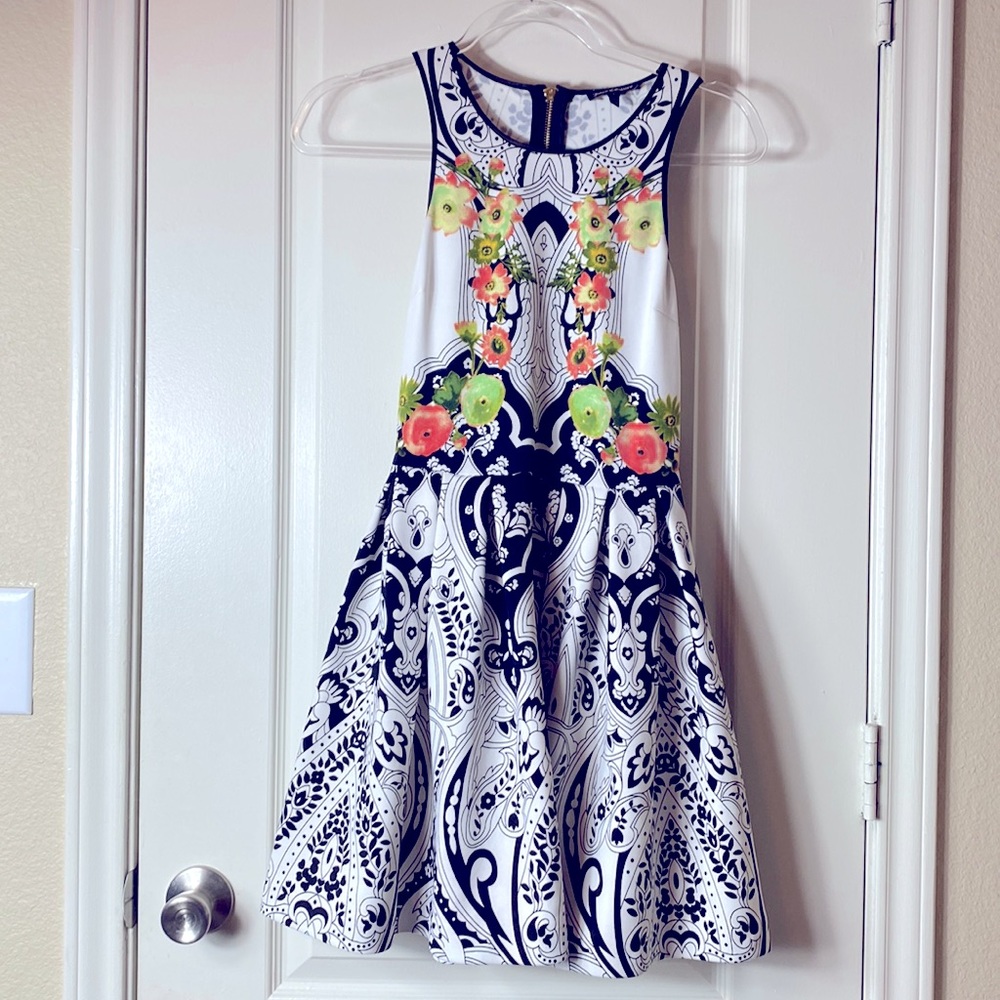 Juicy Couture Floral Accent Navy and White Fit-and-Flare Dress Size 0